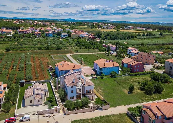 Σπίτι διακοπών Rafael 2 Karpinjan